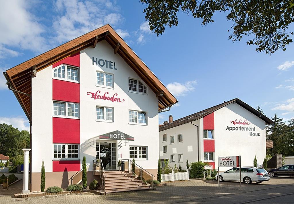 Hotel Heuboden Umkirch Exterior photo